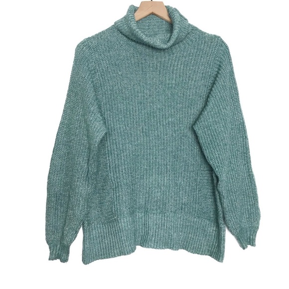 AEO Oversized Dreamspun Turtleneck Sweater Top XS - Picture 2 of 9